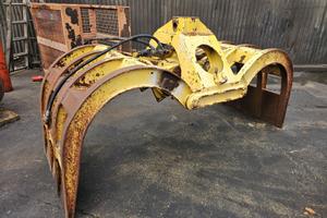 Pinza per movimentazione materiale