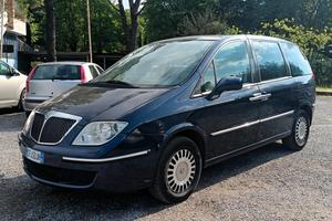 Lancia Phedra 2.2 Jtd 7 posti - Gancio traino Embl