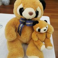 Peluche Panda Rosso seduto con cucciolo