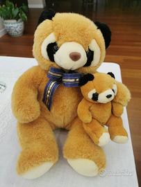 Peluche Panda Rosso seduto con cucciolo