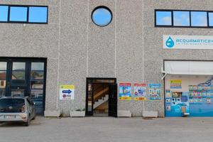 Locale 200mq 1° piano