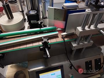 Etichettatrice per Bottiglie