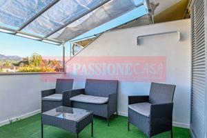 Attico / Mansarda di 96 m² con 3 locali e box auto