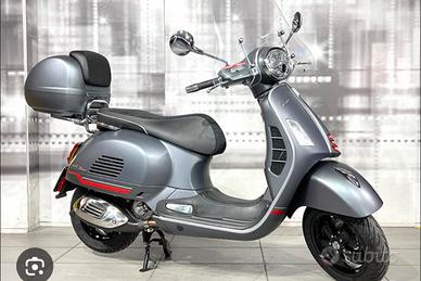 vespa 300 GTS Supersport 