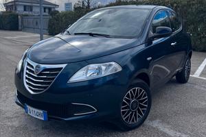 lancia ypsilon 2016