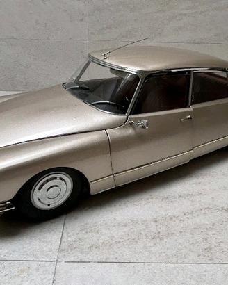 Citroen Ds 21 1/8 Altaya De Agostini 