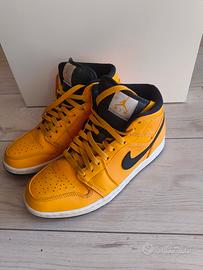 Jordan 1 mid University