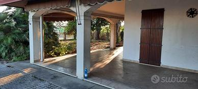 Casa singola con terreno agricolo