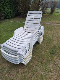 5 lettini sdraio da giardino in plastica