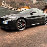 Alfa Romeo Giulia 2.2 Q4 210cv diesel