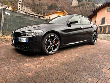 Alfa Romeo Giulia 2.2 Q4 210cv diesel