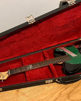 Squier di Fender Avril Lavigne Telecaster
