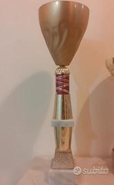 Coppa Trofeo in buoni condizioni H48x14Dx8base