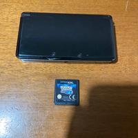 Nintendo 3DS con gioco pokemon