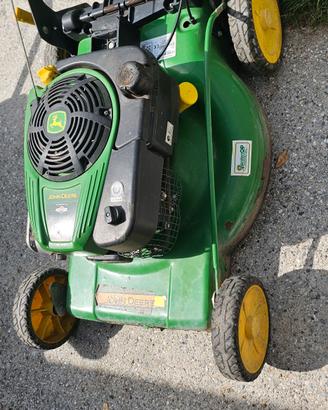 taglia erba JOHON DEERE 