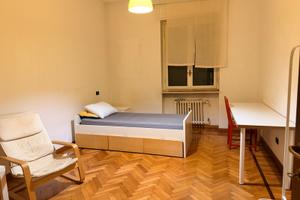 Stanza singola arredata - Via Stadera (Milano)