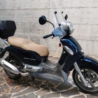 Aprilia Scarabeo 250IE Blu/Beige metallizzato