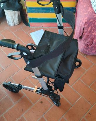 Deambulatore per disabili ultraleggero