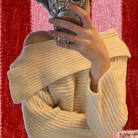 Maglione 100% lana vergine spalle scoperte