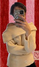 Maglione 100% lana vergine spalle scoperte