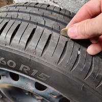 gomme con cerchi 185/60/r 15
