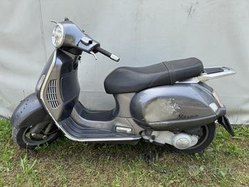 Piaggio Vespa gt 200 2003