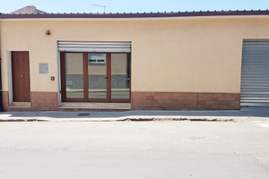 Locale commerciale, funzionale e pronto all'uso