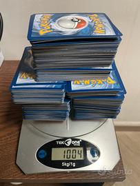 Pokemon. 1 kg di carte