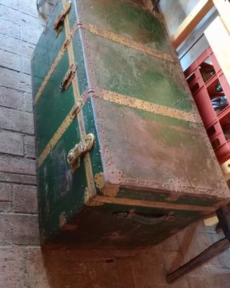 Baule d'epoca 110x55x53