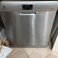 Lavastoviglie Electrolux