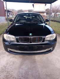 BMW 118d DEMOLITA PER EXPORT.