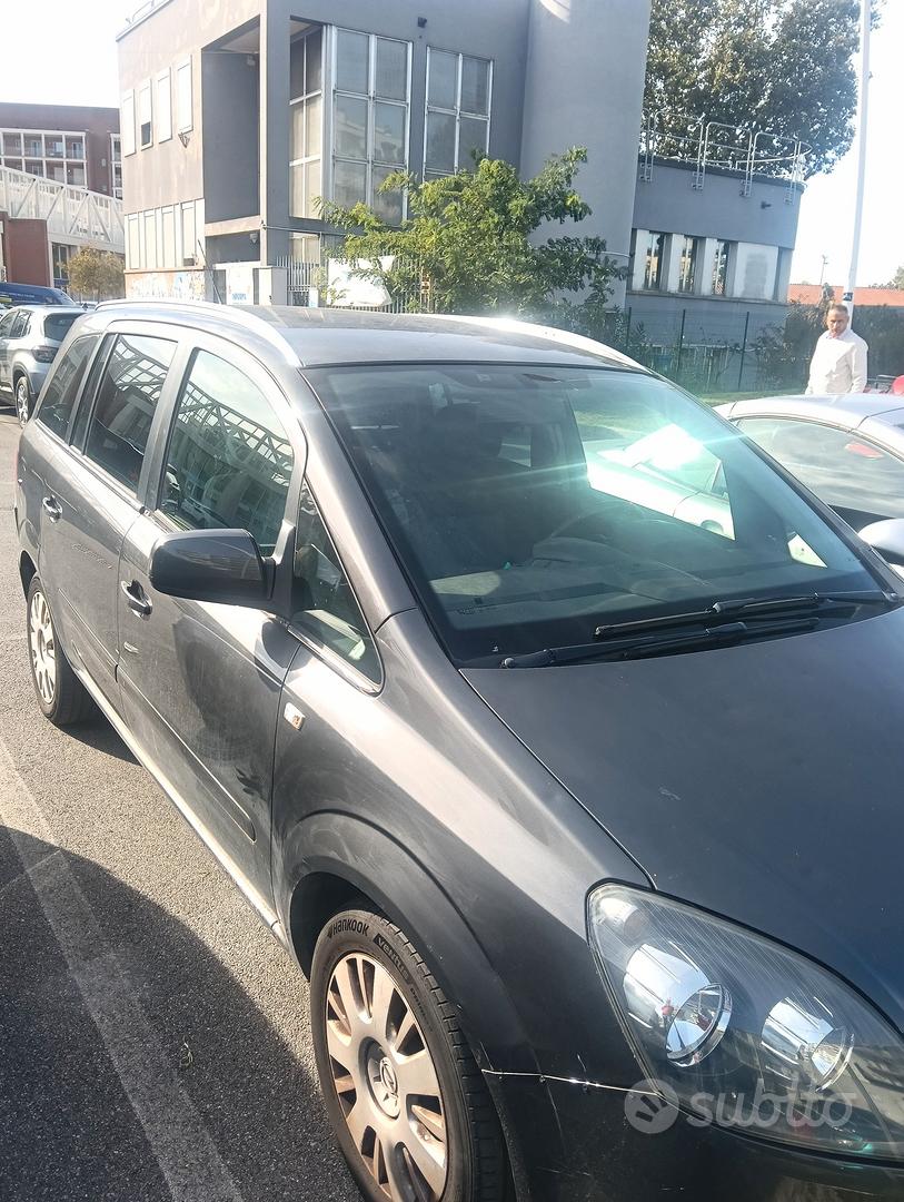 Opel Zafira 2ª serie