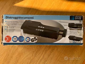 Distruggidocumenti United Office UAV 150 A1 – test