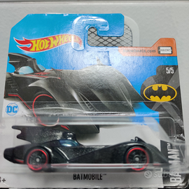 Hot Wheels serie Batman Batmobile 3
