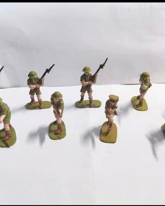 9 Soldatini Fanteria Inglese WW II Cloni Airfix 