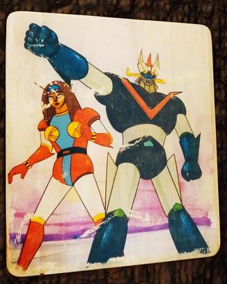 Grande Mazinga e Venus Tavola
