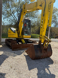 Escavatore komatsu 75