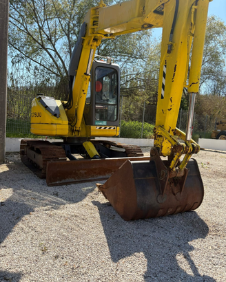 Escavatore komatsu 75