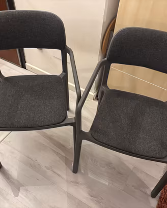 Coppia di sedie IKEA YPPERLIG (design HAY)