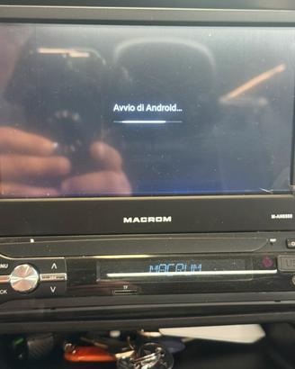 Radio tv Macrom M-AN6560