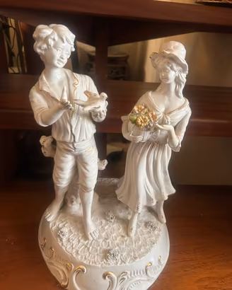 Statuetta Ungaro Capodimonte 30cm