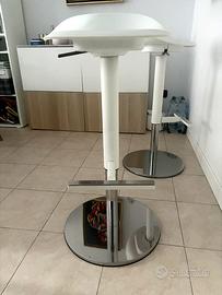 Sgabello alto girevole bianco