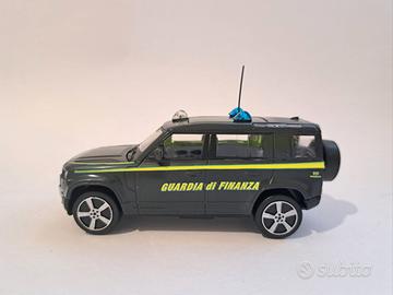 LAND ROVER DEFENDER 110 GUARDIA DI FINANZA