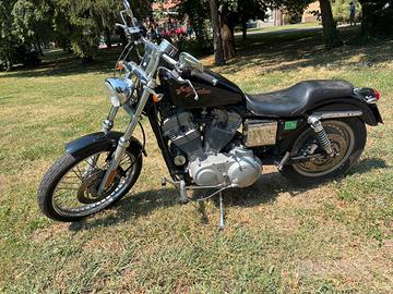 Harley Davidson XL Custom 883