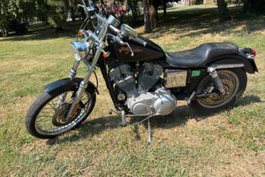Harley Davidson XL Custom 883