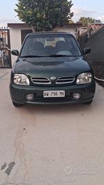 Nissan micra  1.3 16v Sri