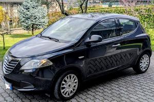 Lancia Y 1.2 benzina NEOPATENTATI