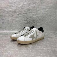 (42) Golden Goose 