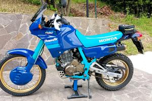 Honda NX 650 Dominator