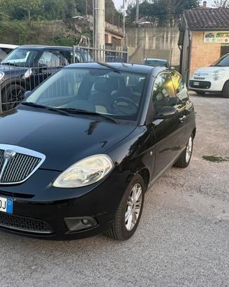 Lancia Ypsilon 1.2 Argento